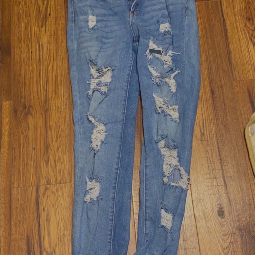 Denim Ripped jeans <3